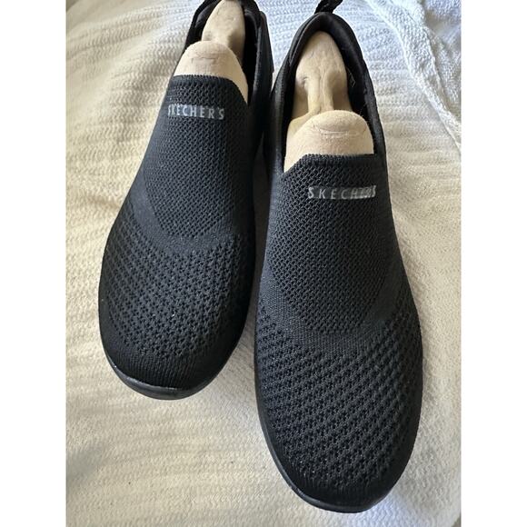 Skechers Arch Fit Refine - Women's Sz 7.5W - Slip On - SN-104164W - Picture 2 of 9